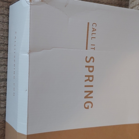 Brand new size 8 - Picture 4 of 4